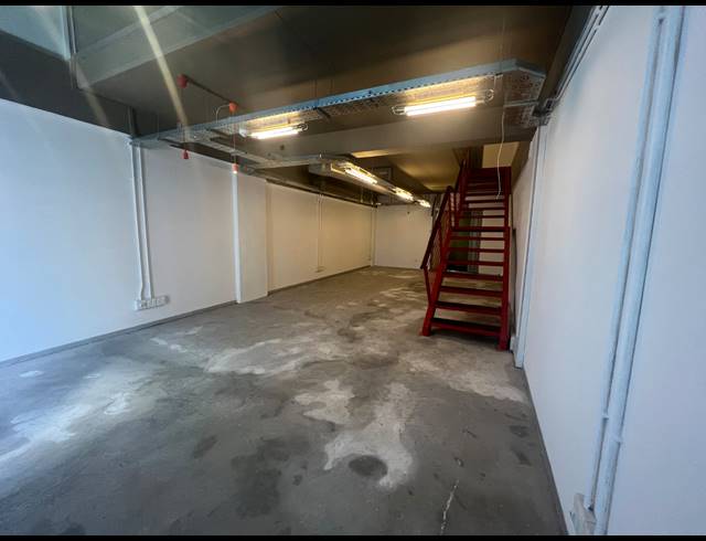 133M² OFFICE TO LET IN ROSEBANK